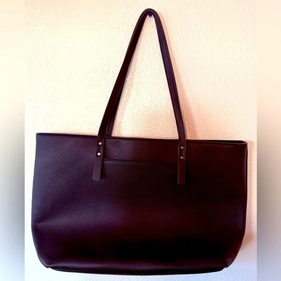 Women’s Anne Klein - Solid Black Faux Leather Tote Handbag - Excellent Condition - Picture 3 of 12